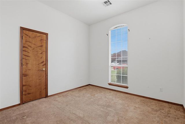 2608 Kingsley Lane, Oklahoma City, OK 73128