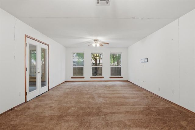 2608 Kingsley Lane, Oklahoma City, OK 73128