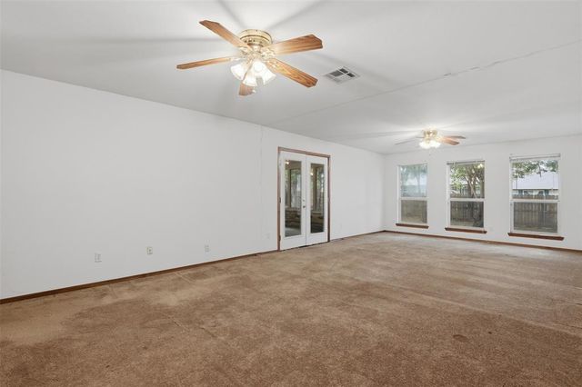 2608 Kingsley Lane, Oklahoma City, OK 73128