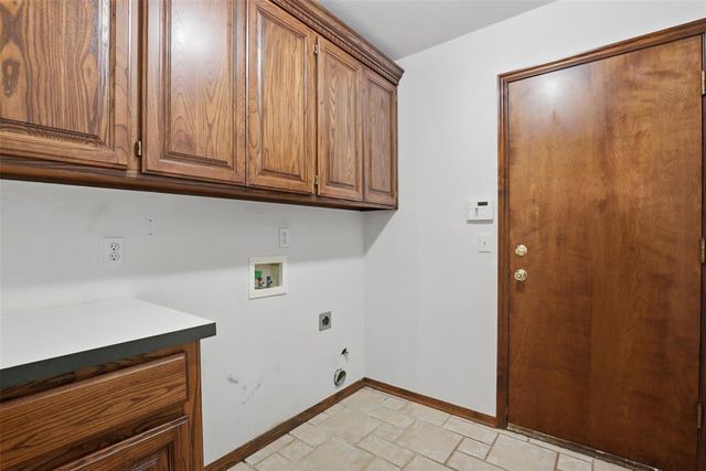 2608 Kingsley Lane, Oklahoma City, OK 73128