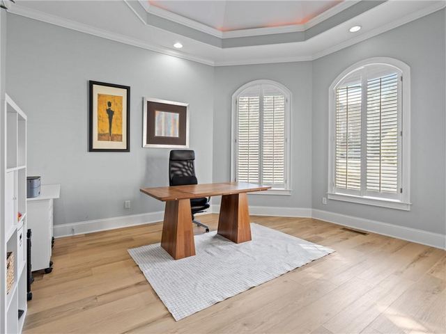 9745 AUTRY FALLS Drive, Alpharetta, GA 30022