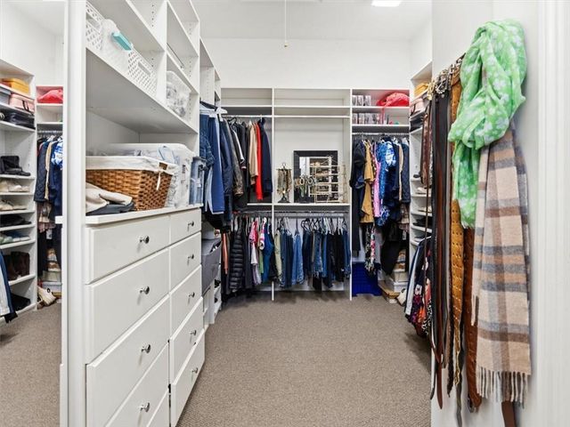 9745 AUTRY FALLS Drive, Alpharetta, GA 30022