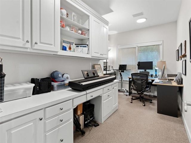 9745 AUTRY FALLS Drive, Alpharetta, GA 30022