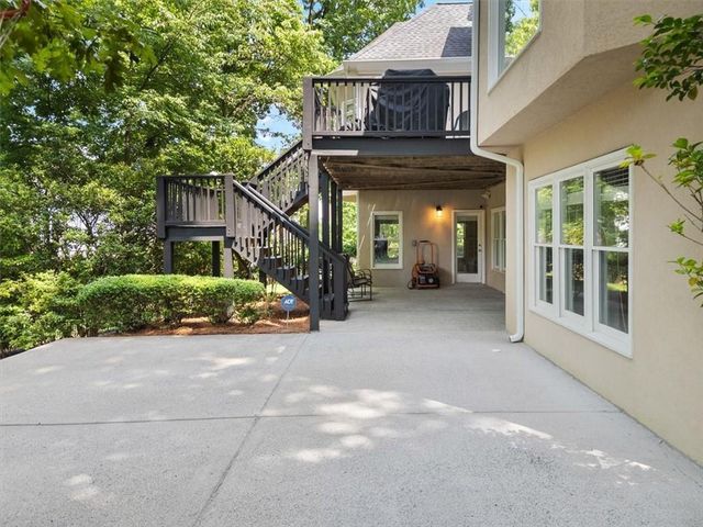 9745 AUTRY FALLS Drive, Alpharetta, GA 30022