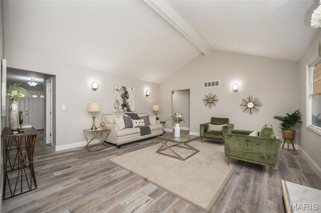 1666 Old Baxter Road, Chesterfield, MO 63017