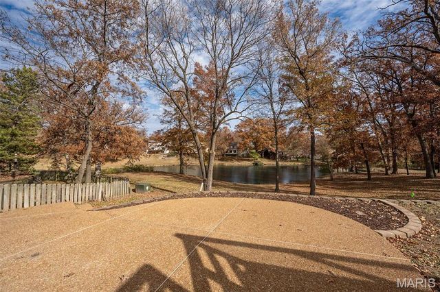 1666 Old Baxter Road, Chesterfield, MO 63017