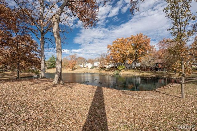 1666 Old Baxter Road, Chesterfield, MO 63017