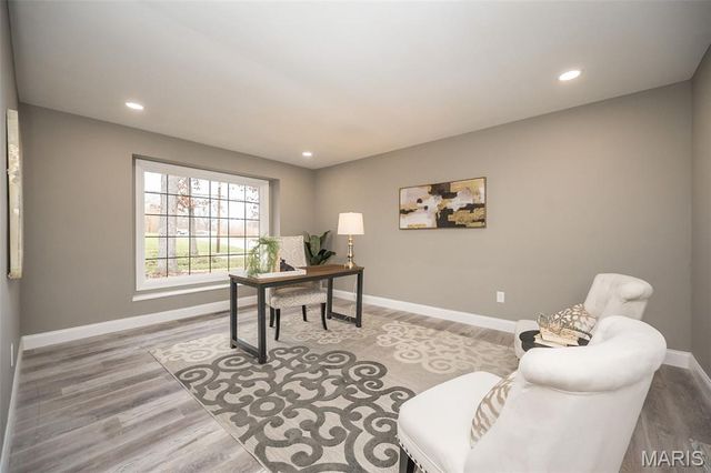 1666 Old Baxter Road, Chesterfield, MO 63017