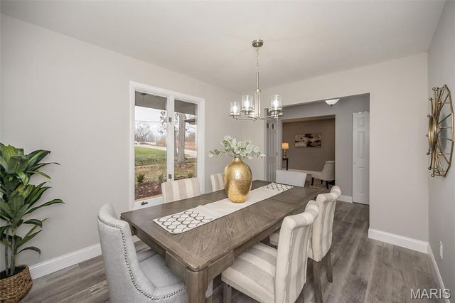 1666 Old Baxter Road, Chesterfield, MO 63017