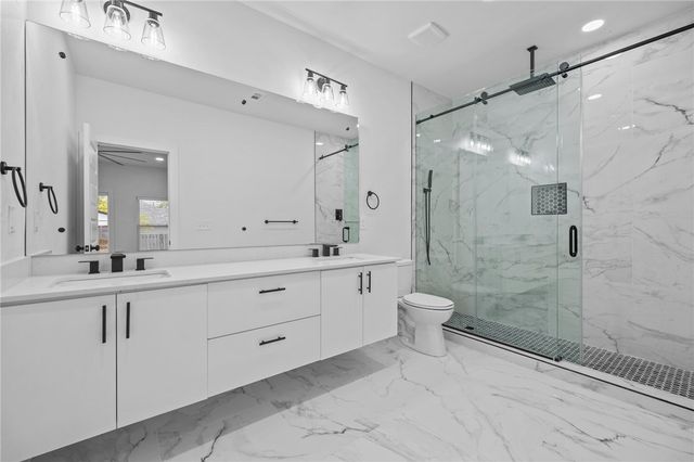 1006 Center Avenue, Springdale, AR 72764