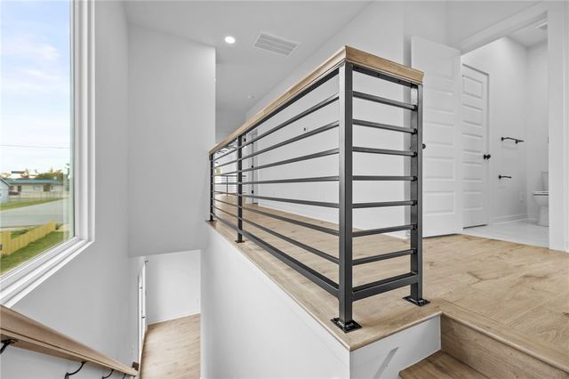 1006 Center Avenue, Springdale, AR 72764