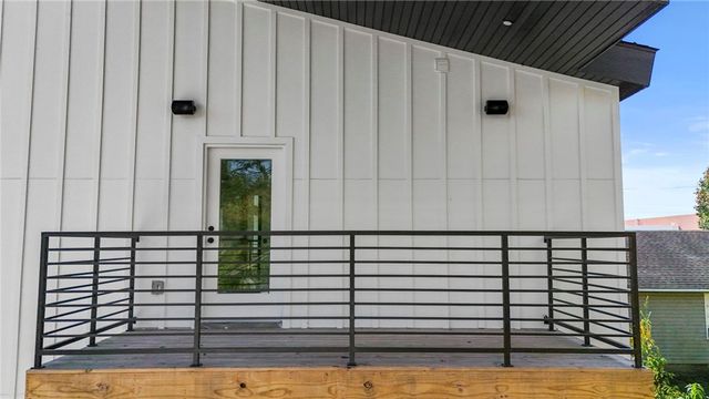 1006 Center Avenue, Springdale, AR 72764