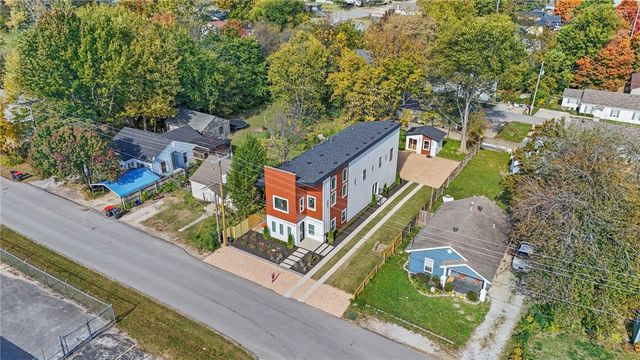 1006 Center Avenue, Springdale, AR 72764