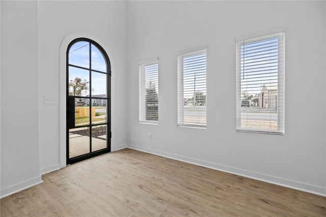 1006 Center Avenue, Springdale, AR 72764