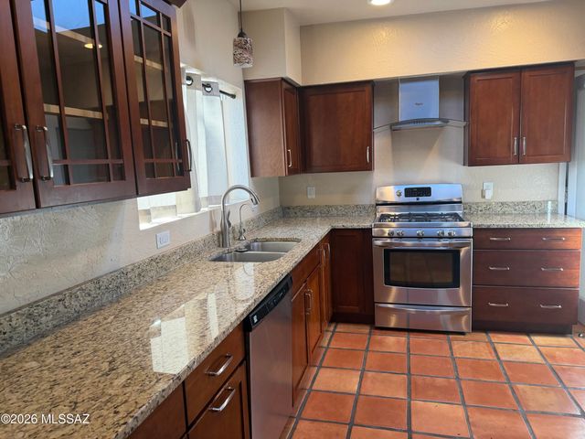 3800 N Tanuri Drive, Tucson, AZ 85750