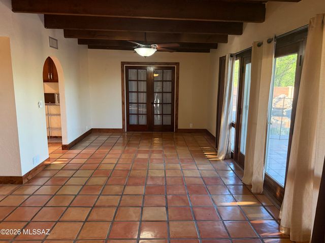 3800 N Tanuri Drive, Tucson, AZ 85750