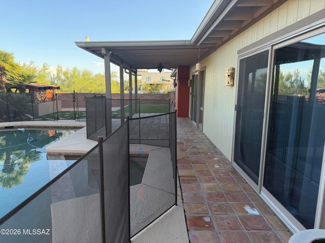 3800 N Tanuri Drive, Tucson, AZ 85750