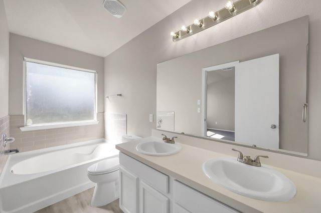 3139 Lodgemist Lane, Dickinson, TX 77539