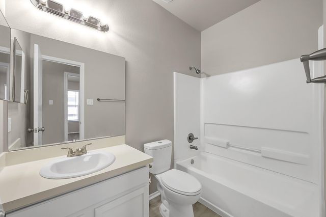 3139 Lodgemist Lane, Dickinson, TX 77539