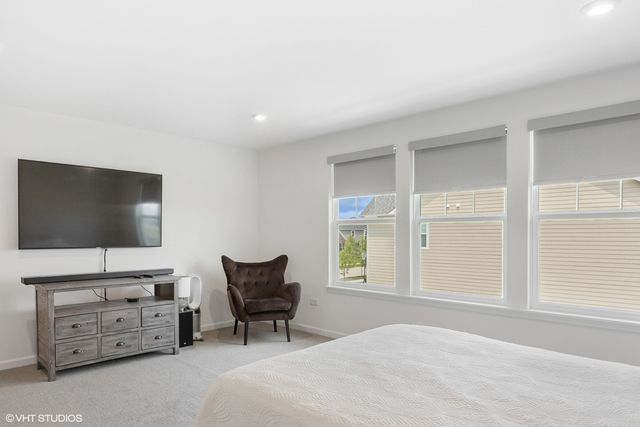 12906 S Sydney Circle, Plainfield, IL 60585