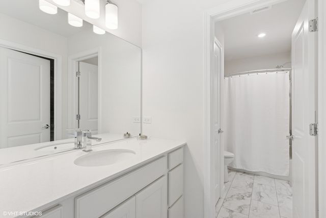 12906 S Sydney Circle, Plainfield, IL 60585