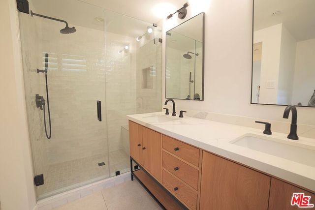 125 Montana Avenue 101, Santa Monica, CA 90403