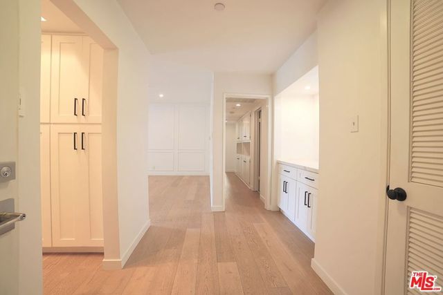 125 Montana Avenue 101, Santa Monica, CA 90403