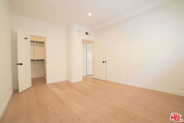 125 Montana Avenue 101, Santa Monica, CA 90403