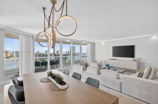 7000 Island Blvd 2306, Aventura, FL 33160