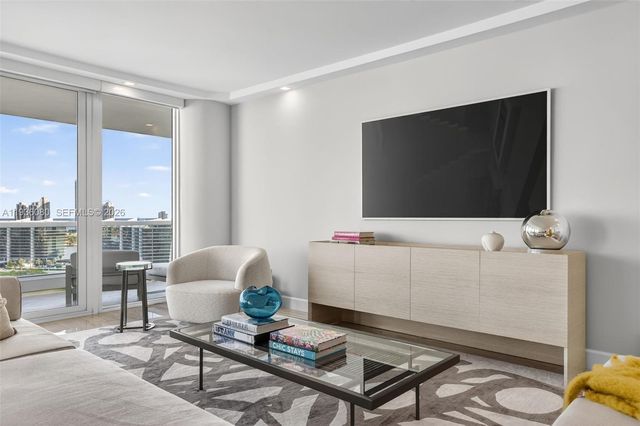 7000 Island Blvd 2306, Aventura, FL 33160