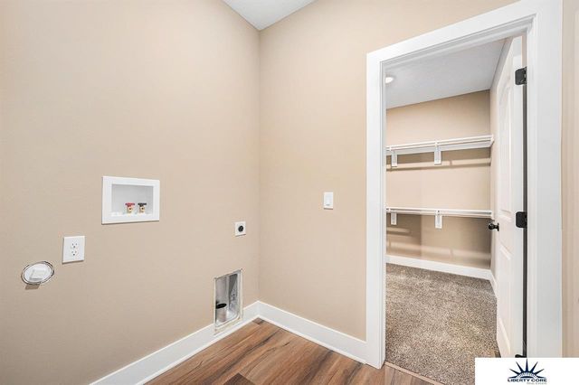 9618 N 167th Street, Bennington, NE 68007