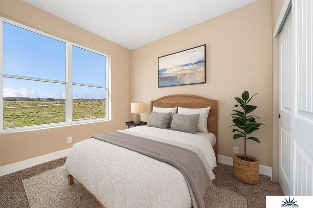 9618 N 167th Street, Bennington, NE 68007