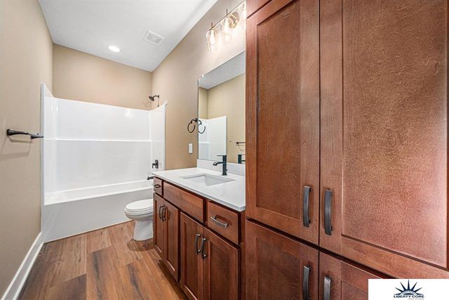 9618 N 167th Street, Bennington, NE 68007