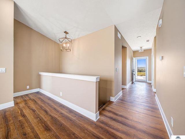 9618 N 167th Street, Bennington, NE 68007