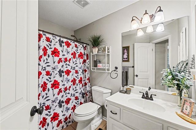 1550 S 104th Terrace, Edwardsville, KS 66111