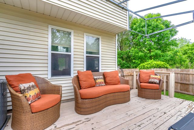 80 Lukes Court, Hobart, IN 46342