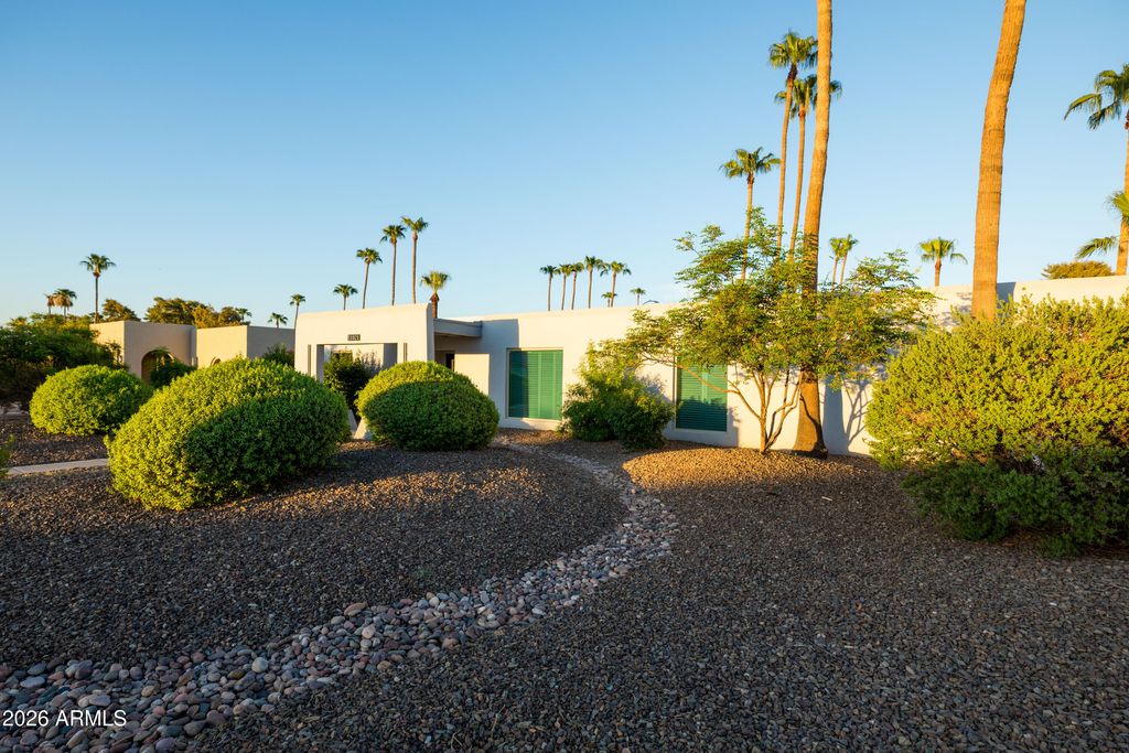 11021 N 44TH Street, Phoenix, AZ 85028 — photo 2