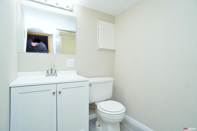 2956 N 12th Street, Lincoln, NE 68521