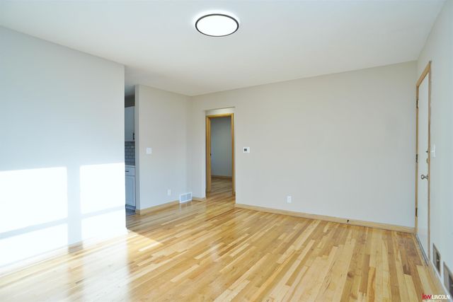 2956 N 12th Street, Lincoln, NE 68521