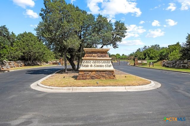 831 Ayers Rock Road, New Braunfels, TX 78132
