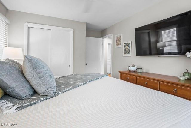 4550 Georgette Avenue, North Olmsted, OH 44070