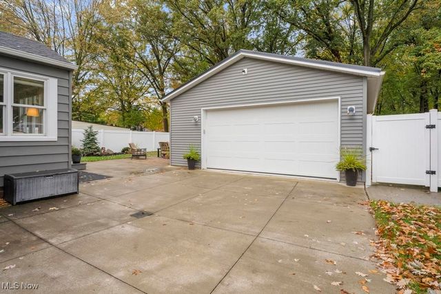 4550 Georgette Avenue, North Olmsted, OH 44070