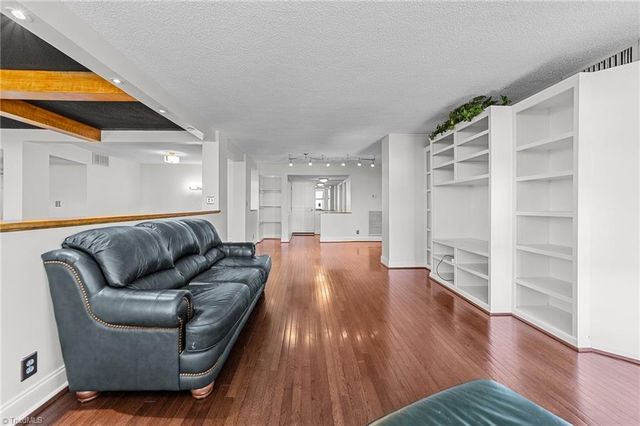 1101 N Elm Street 1406 & 1408, Greensboro, NC 27401