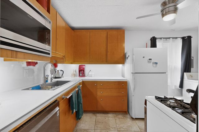 3400 Avenue C, Fort Worth, TX 76105