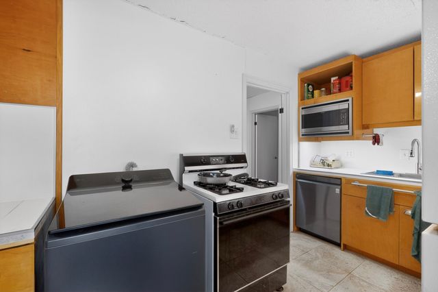 3400 Avenue C, Fort Worth, TX 76105