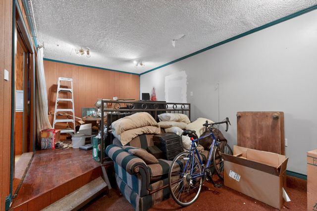 3400 Avenue C, Fort Worth, TX 76105