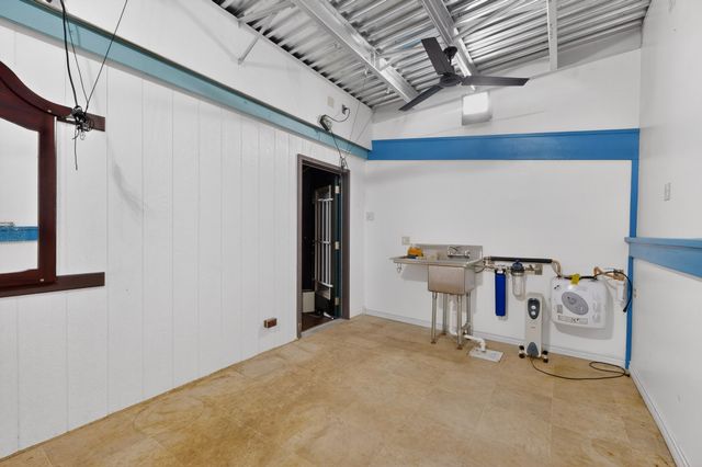 3400 Avenue C, Fort Worth, TX 76105