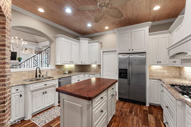 4704 Taldon Lane, Benton, LA 71006