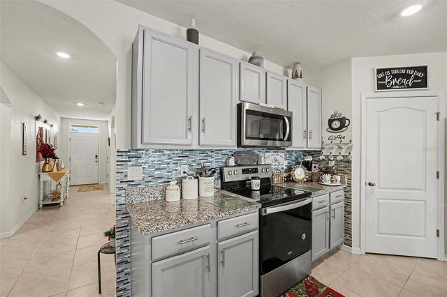 2756 GRANDBURY GROVE ROAD, Lakeland, FL 33811