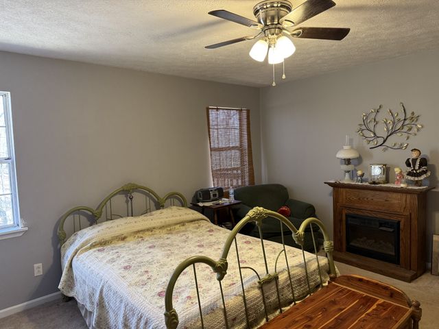 762 Spring Valley Rd, Cookeville, TN 38501